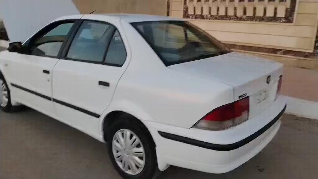 سمند ناطق ٢٠١١
خاليه من الخياس والزنجار كارتون شرط 
ماشيه ١٠٠ 
وينهم الجنايه الي يدور جديد كارتون 
محرك كير كفاله 
غرفتها جديده استخدام قليل 
رقم بغداد دولي سنويه ٢٠٣١ 
جهاز الناطق شغال 
كهربائيات كلها كبس شركه 
سياره جديده جدا 
مكاني قضاء الشطره للإستفسار ***********
