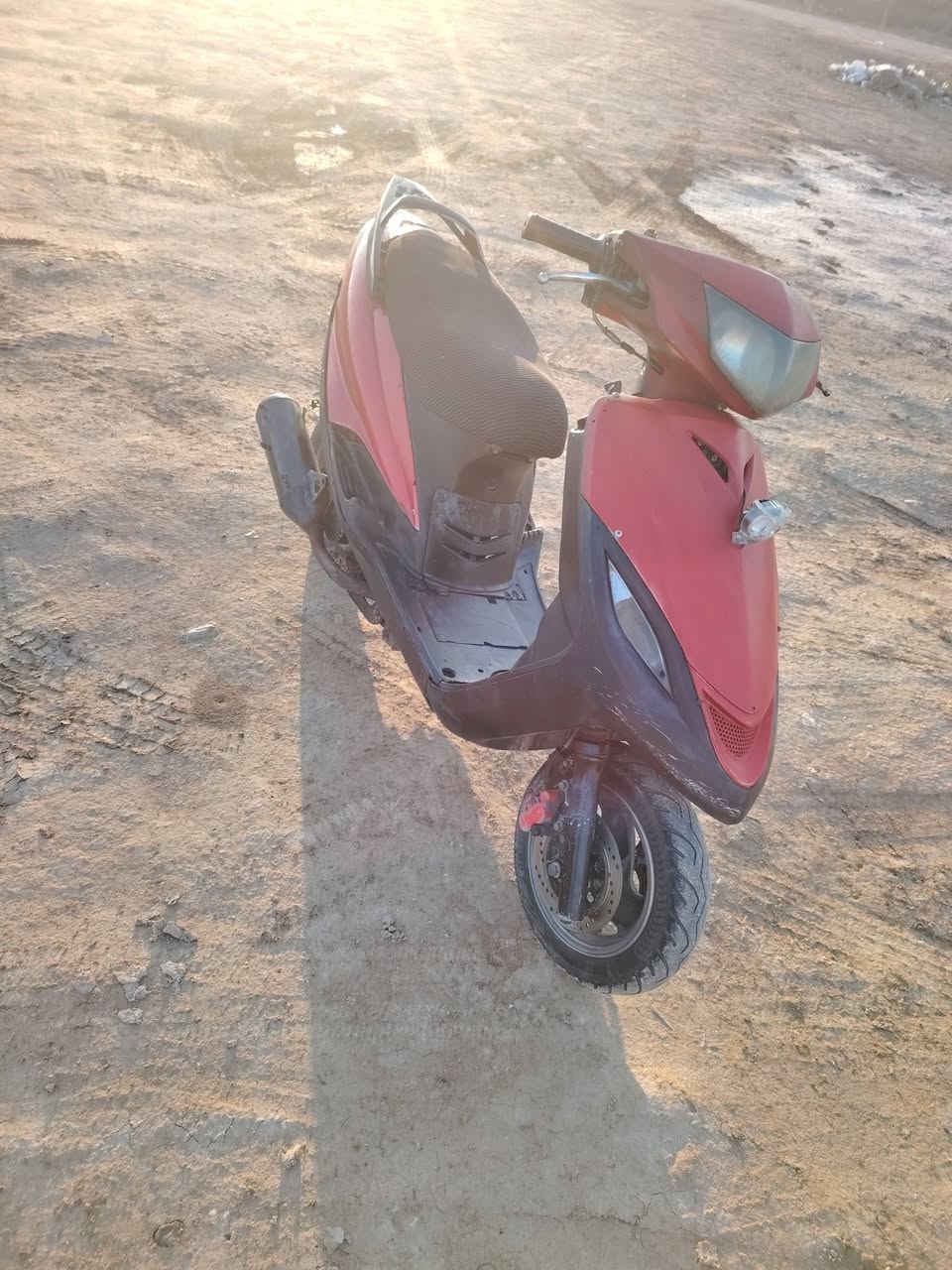 سلام عليكم دراجه 140 ) شقله مابيه شي البيع مكاني المحموديه ***********

