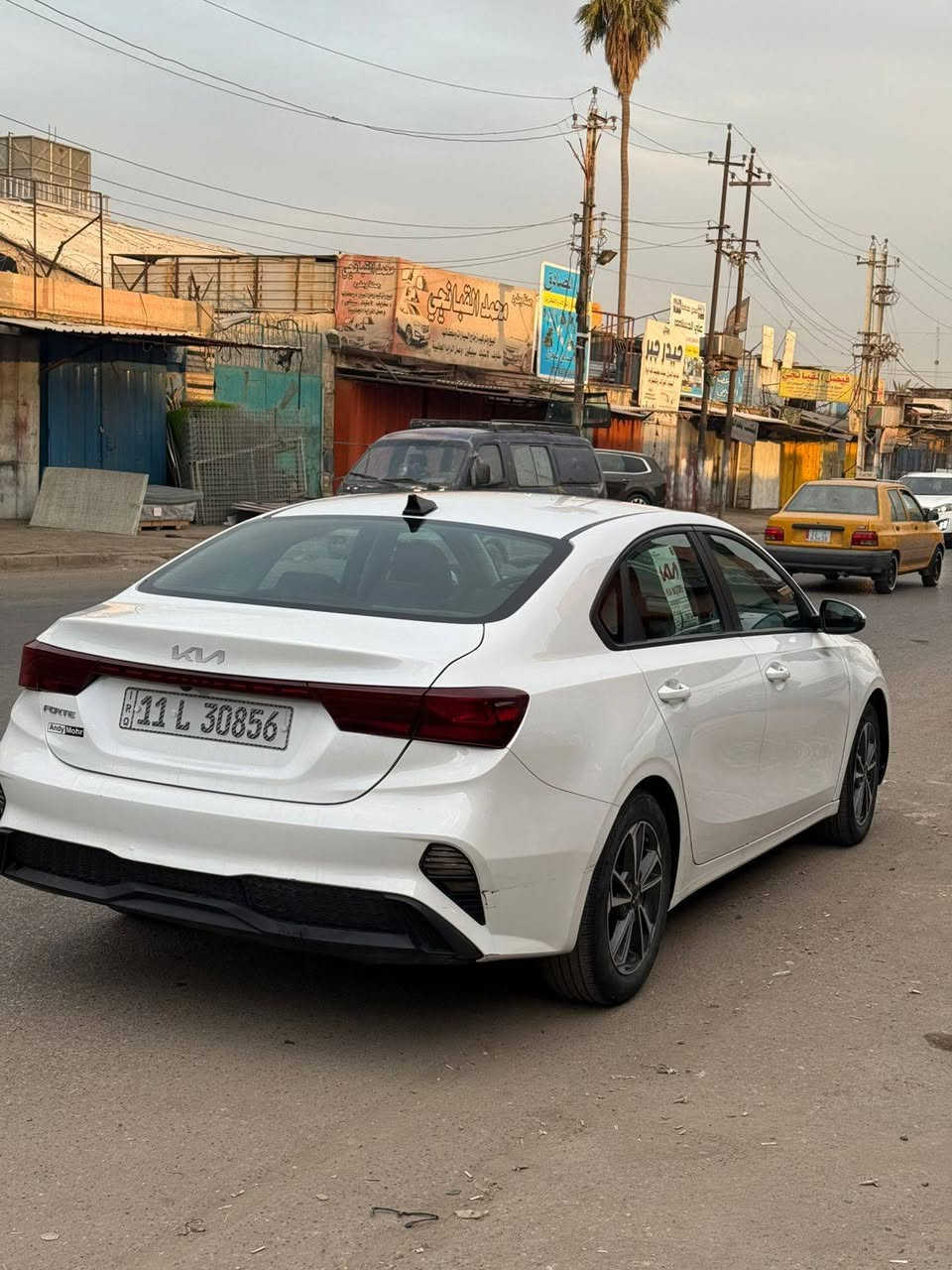 سلام عليكم فورتي 23 وارد امريكي  حادثه موضوح بصوره والاستفسار مراسلت رقم او الاتصال به  ***********
