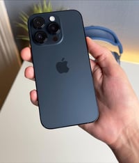 ايفون 15 برو ماكس ذاكرة 256 بطارية 87 شخط مابي مكفول من كلشي بشرط ع ال...