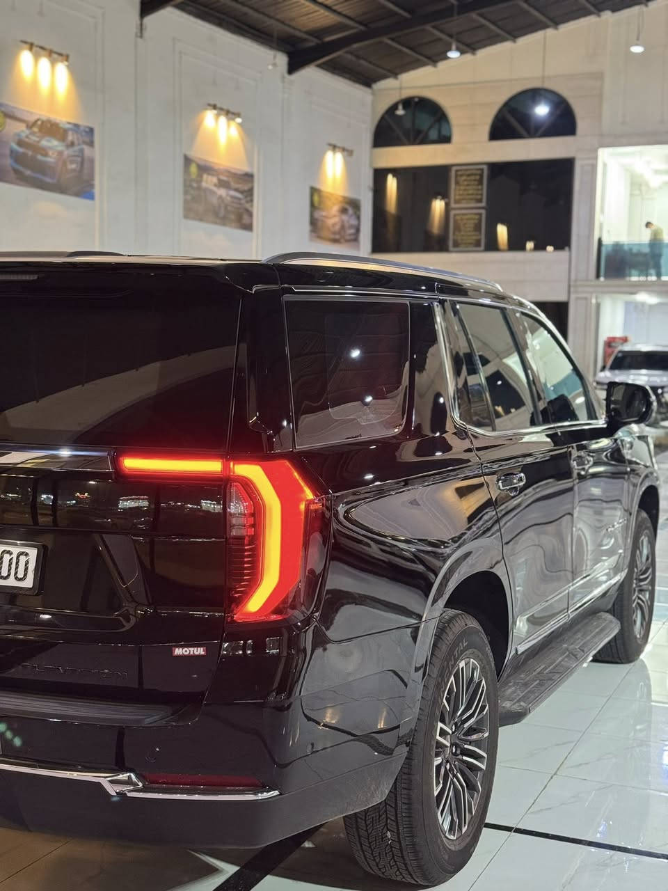 جمسي يوكن  مديل 25 الفيش السياره زيرو بحاله الوكاله ماشيه 8 الف مغلفه PPF حتى الجام مغلف عازل حراري كفاله عامه من الزلغ رقم بغداد مميز بيها شباك مال دنلي شاده ب1800 دولار ترهم بيع او مراوس حسب مكاني بصره للستفسار***********
