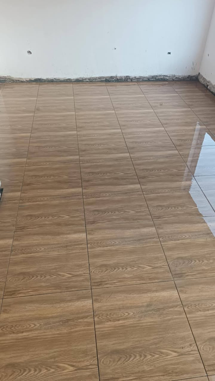 السلام عليكم ***********
شغل دراجه اوله مكاني كربلاء سراميك. وبورسلين.ومرمر
جداران. ارضيه. بايات
