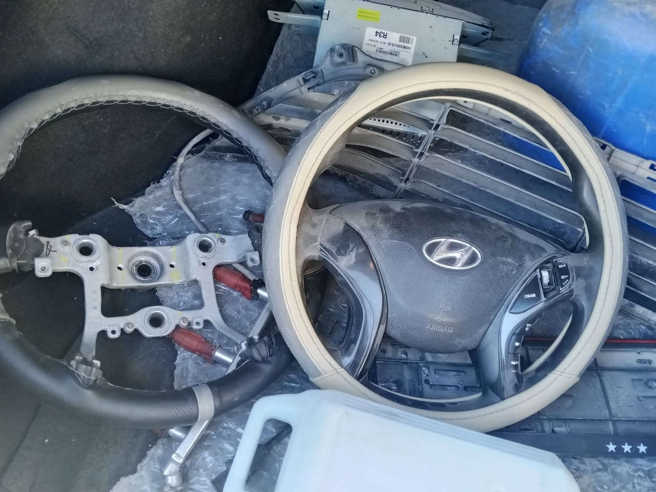 اغراض النترا مضلع 2012 13 14 15 كلها واحد قيم كله اصلي ومن جديد


**إذا كنت صاحب هذا الإعلان وتريد حذفه لأي سبب، رجاءا أرسل رسالة إلى الدعم الفني**