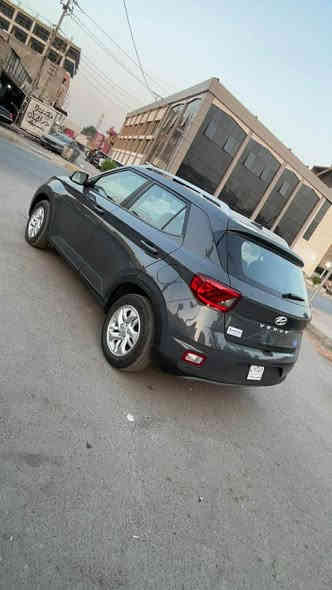 السلام عليكم للبيع ‏هونداي ‏فينو موديل 23 دخول جديد السيارة جاهزة بدون لغد ولا شاصي بدون دواخل بيها فقط جاملغ بدون رقم منفيس باسمي السعر 123$  بيها مجال مكان بغداد الاستفسار اكثر اتصل *********** بغداد
