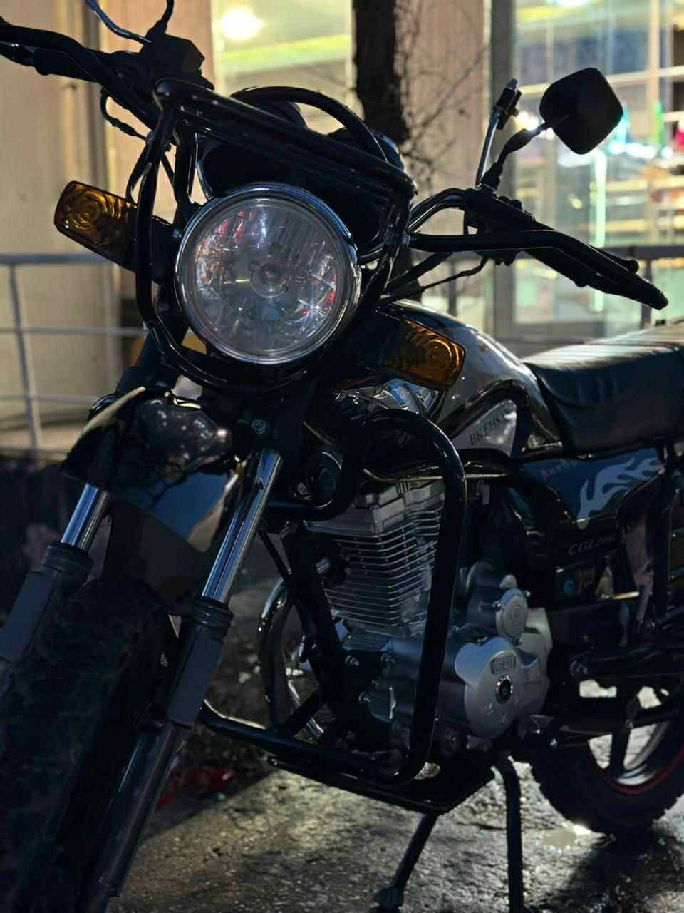 ماتۆڕی bk ehsan 
مەکینە 200 
7مانگە دەرکراوە زۆر پاکو مەزبوتە ..
850 هەزار معامەلەیەکی کەم ..
*********** السليمانية, العراق
