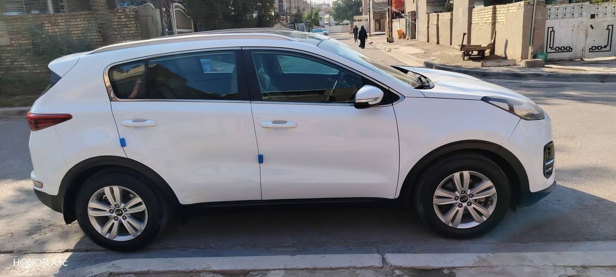 سلام عليكم
سبورتج موديل 2018 خليجي كفاله
بدون صبغ بنرامه محرك ٢٠٠٠ دوش بلادي
رقم بغداد سعر ١٧٥ بيهه مجال
هاتف *********** يرهم مراوس
