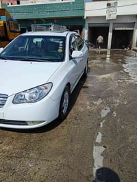 النترا • ٢٠١١ • يمين مبدل