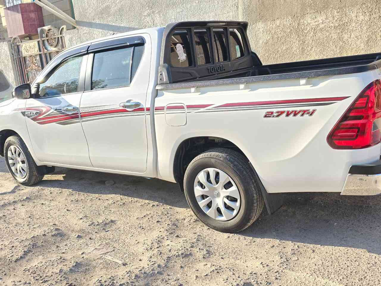 السلام عليكم اخوان سياره بيكم موديل 2022 للبيع رقم اربيل كفاله عامه ماشيه 147 الف السعر 227 وبيه مجال  هاتف *********** مكان بصره
