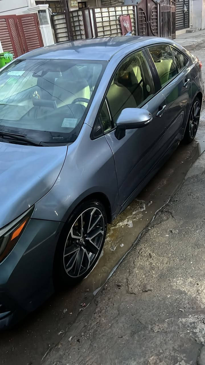 السلام عليكم كورلا لبيع موديل 2020 SE  حادث امريكة نفس ما موضع بل صورة غراضهة اصلية.  بيهة بل عراق بس باب الصدر بي بارد  بدون صبغ بدون دواخل  
موصفات Seمعروفة داخل لونين  ويل كب ١٧ لسيارة جاهزة

رقم الهاتف***********
