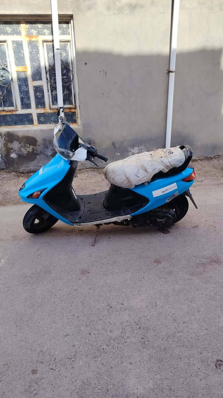 سلام عليكم اخوان دراجة فراشة للبيع مكينة مامفتوحة دراجة نضيفة سعره 300 وبيه مجال مكاني سماوة الشراي يجي خاص


**إذا كنت صاحب هذا الإعلان وتريد حذفه لأي سبب، رجاءا أرسل رسالة إلى الدعم الفني**