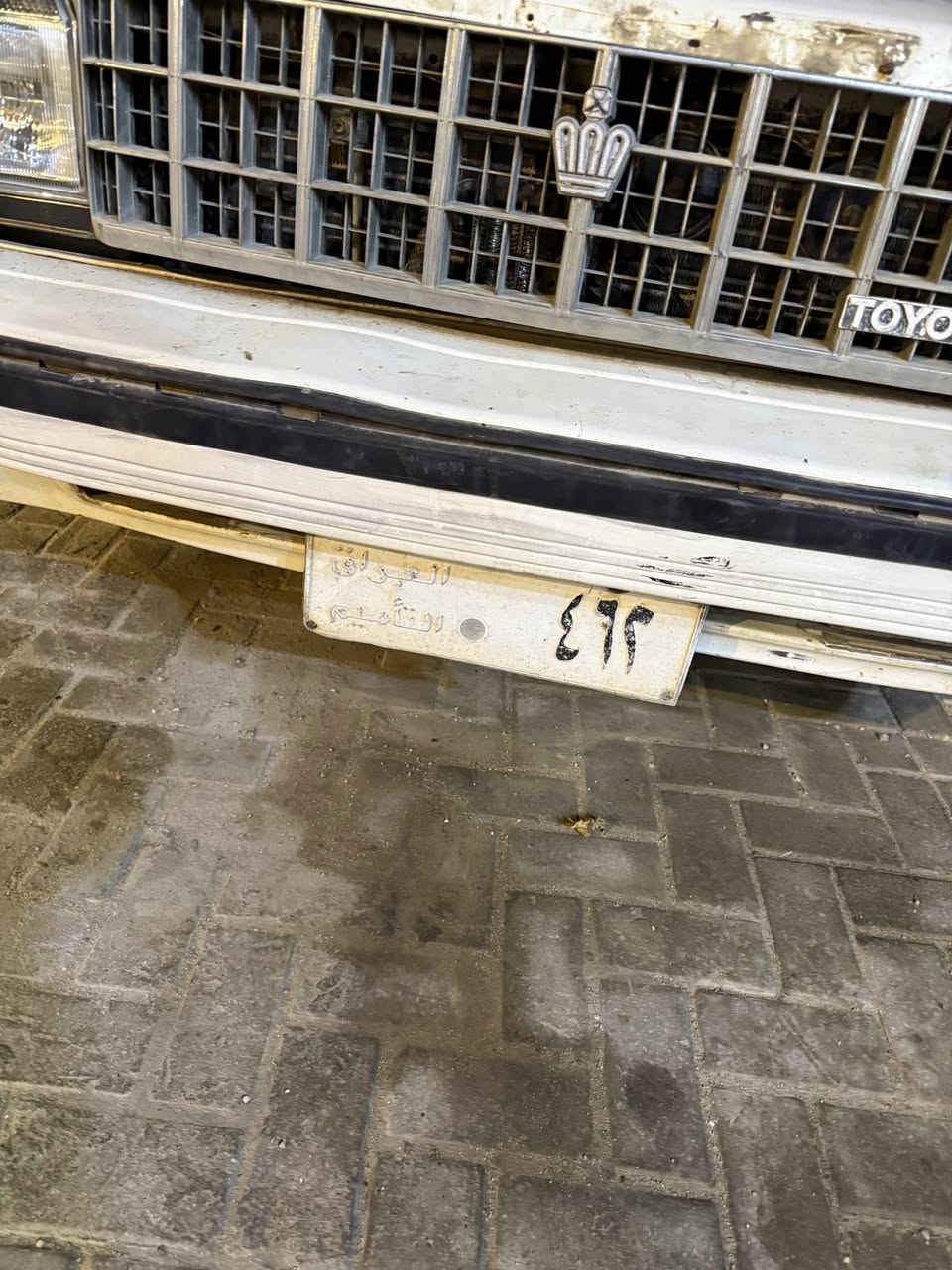 السلام عليكم
سوپر 1984 رقم مميز تاميم السيارة اصولية بس ما اندل راعيها السيارة شغالة محرك ابلادي بي بخار گير عادي باتري اي سي ديلكو توني شادة ابيع كوم حديد
السعر 17 مكانهة البصرة
***********
