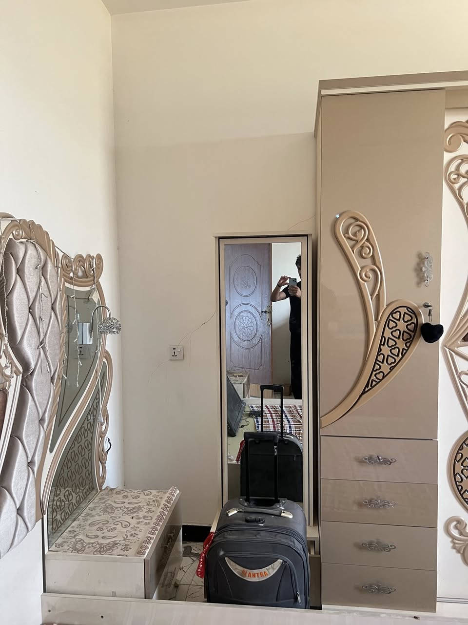 غرفة مستعمله قليل الباب سلايت مشتريها ب٣ ملايين اريد ابيعها


**إذا كنت صاحب هذا الإعلان وتريد حذفه لأي سبب، رجاءا أرسل رسالة إلى الدعم الفني**