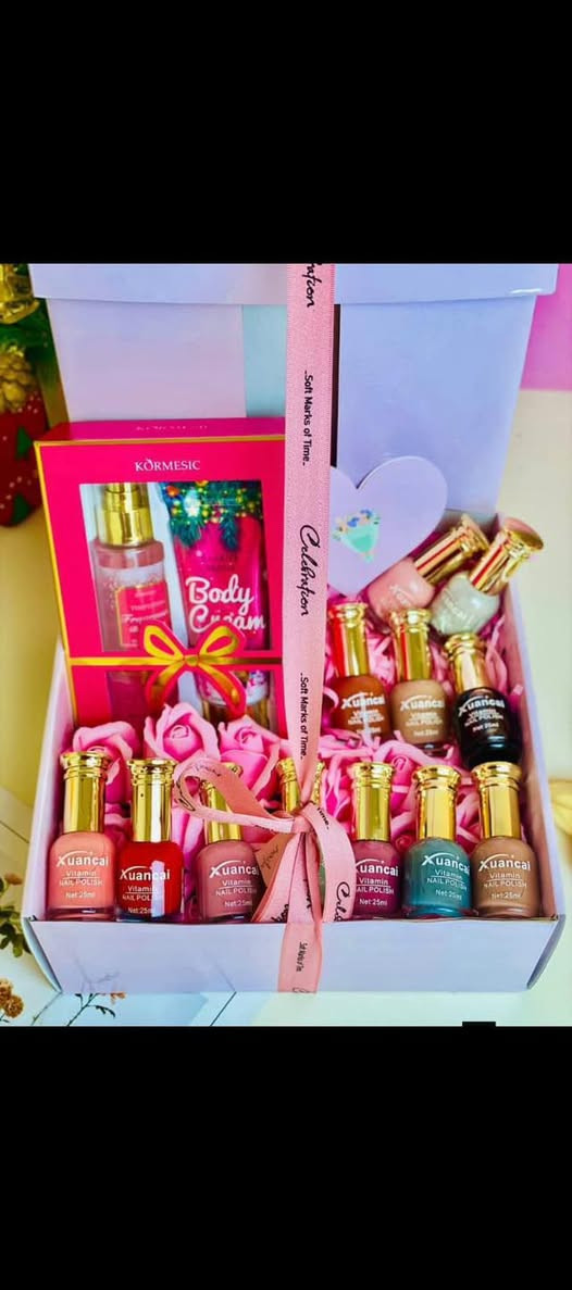 مرحبا
اذا تريدون هدايا نسائية و رجالية متوفر عندي 
دخلولي خاص و ادزلكم الصور لان ما ناشرة كلشي بالصفحة
و إذا تحبون اسويلكم بوكس حسب الطلب اخلي بي شغلات من اختياركم
و موجود طباعة صور على لوحات و كوب و هودي توصيل داخل العراق فقط


**إذا كنت صاحب هذا الإعلان وتريد حذفه لأي سبب، رجاءا أرسل رسالة إلى الدعم الفني**