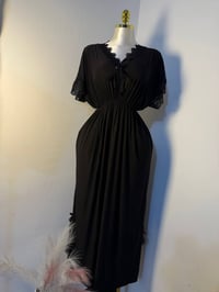 متوفر الان • ملابس