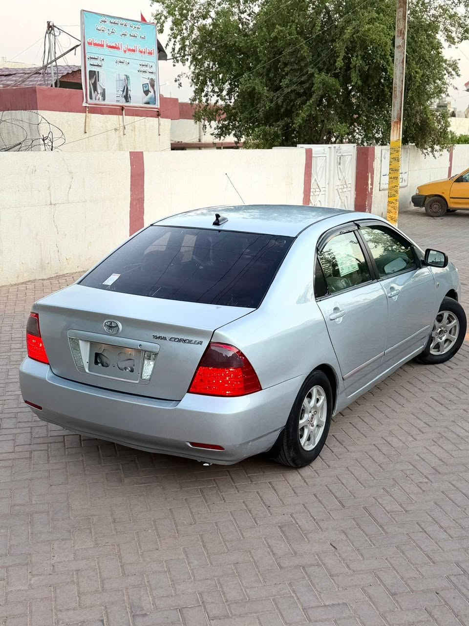 السلام عليكم
كورلا بيكاتشو 2006 
الرقم الجديد شرط التحويل 
كير ومكينه خير من الله 
تبريد ثلج ❄️ 
صدر امامي خلفي جديد 
تخم تاير جديد 
كهربائيات كلها شغاله 
مصبوغه جماليه اثر جراد 
عليها نانو سيراميك وبولش طبقه حمايه 
السياره جديده بمعنه الكلام وبدون اي نقص 
السعر ٦٩ وبيها مجال بسيط 
مكاني بغداد حي العامل 

‭***********
