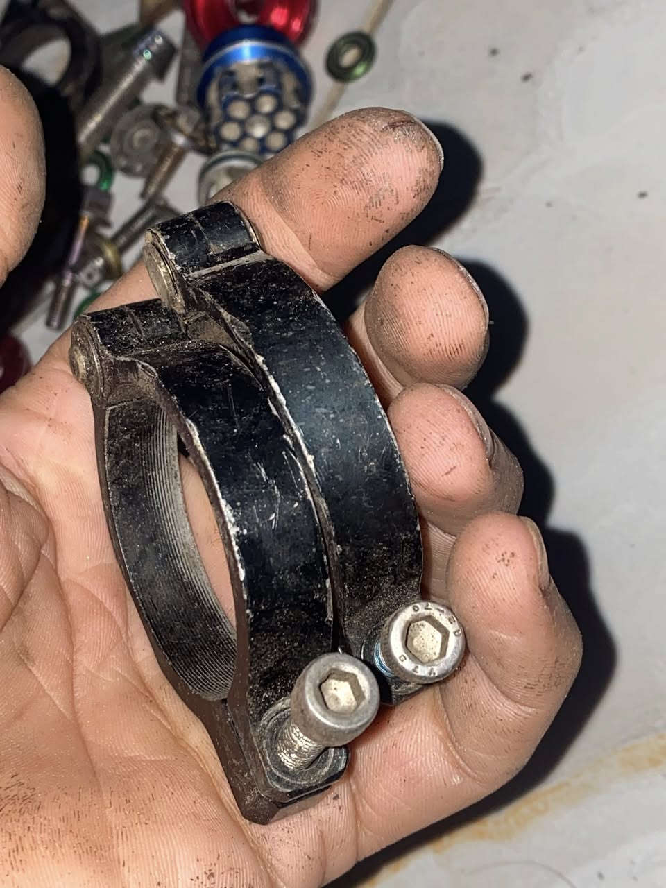 نواعم البيع بيهن قفايص مال صدر ع تطواله ينشدن. 3 قطع حديد  اسعار خاص مكاني بغداد حي اور توصيل موجوده  ***********
