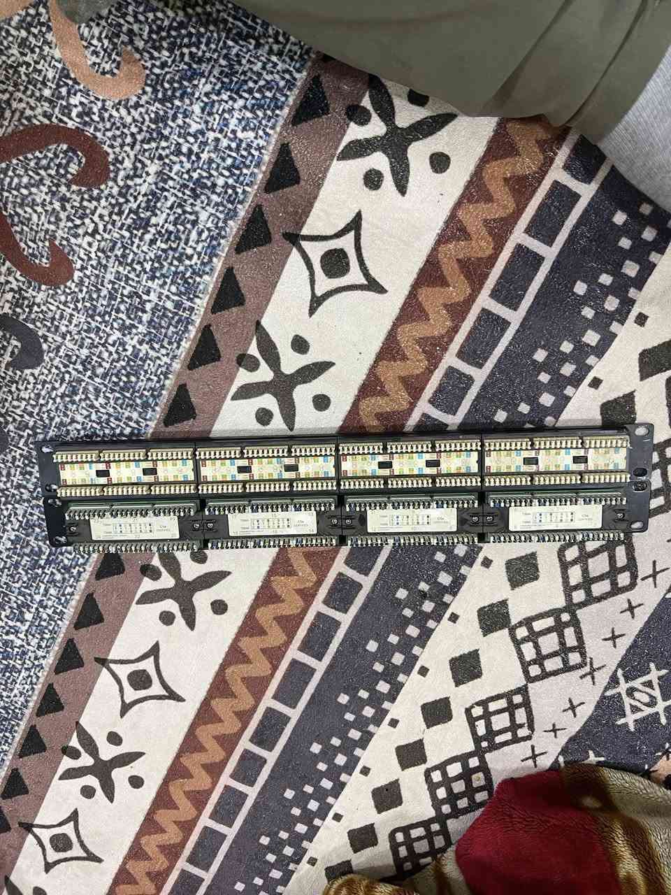 غراض للبيع 
كامرة Ip 
باج بنل عدد 2 
جهاز NVR بورت8
سوج ماركة دهوا بورتات كيكا 
قيم وبلعافية 
واتساب***********
بغداد متوفر توصيل 
امير ماجد
