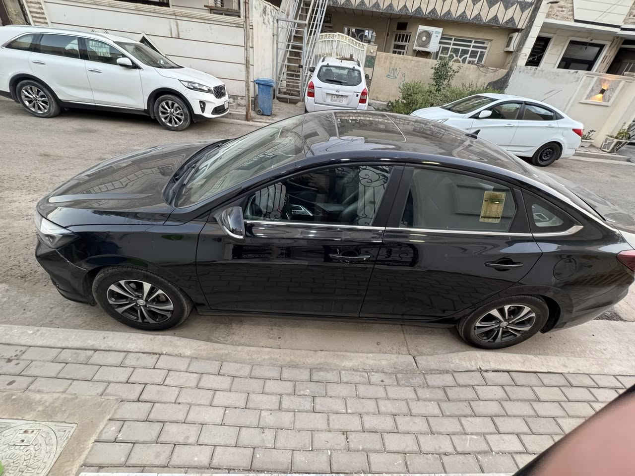 شانجان ايدو بلاص موديل 2022 ماشية 143 الف كم
تم عمل صيانة كاملة للسيارة من تبديل الگير جديد والصدر كامل وتخم تايرات والسيارة جاهزة من كلشي بأستثناء الزجاجة الامامية بيهة فطور والجاملغ الامامي يحتاج الى بارد بسيط والدعامية الامامية تحتاج الى صبغ بيهة شخوط تبريد ثلج السيارة خدمية وما بيهة اي نقص من الناحية الميكانيكية والاعطال السعر 10,000 دولار امريكي للاستفسار *********** مع التقدير.
