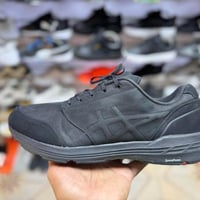 اسيكس • مقاس 48-49 • مدينة الصدر