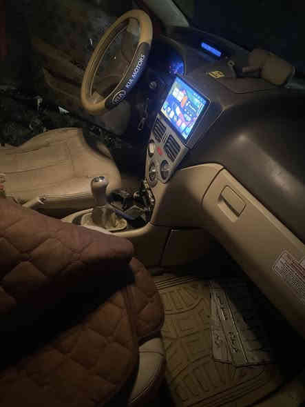 السلام عليكم  شيري فلاوين للبيع موديل 2011 رقم كربلاء مشروع وطني راعيها موجود بغداد شرط التحويل ينراد اله ترتيبات بسيطه سعر 27
