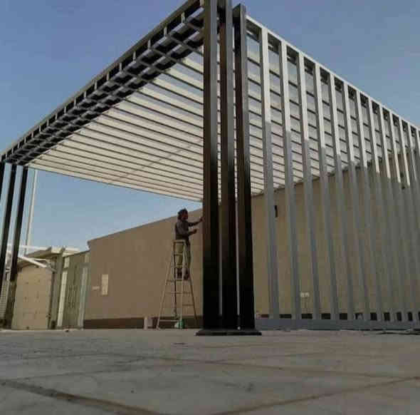 حدادة عامه متنقله لكافة اعمال الحداده ابواب شبابيك مناور سقائف كل شي وحسب الطلب اتصل واجيك للبيت ***********
***********
