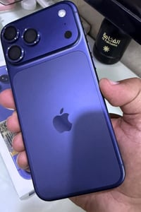 ايفون 17 برو ماكس  اللون نيلي يدعم الشريحه ذاكره 256 استخدام شهرين بطا...