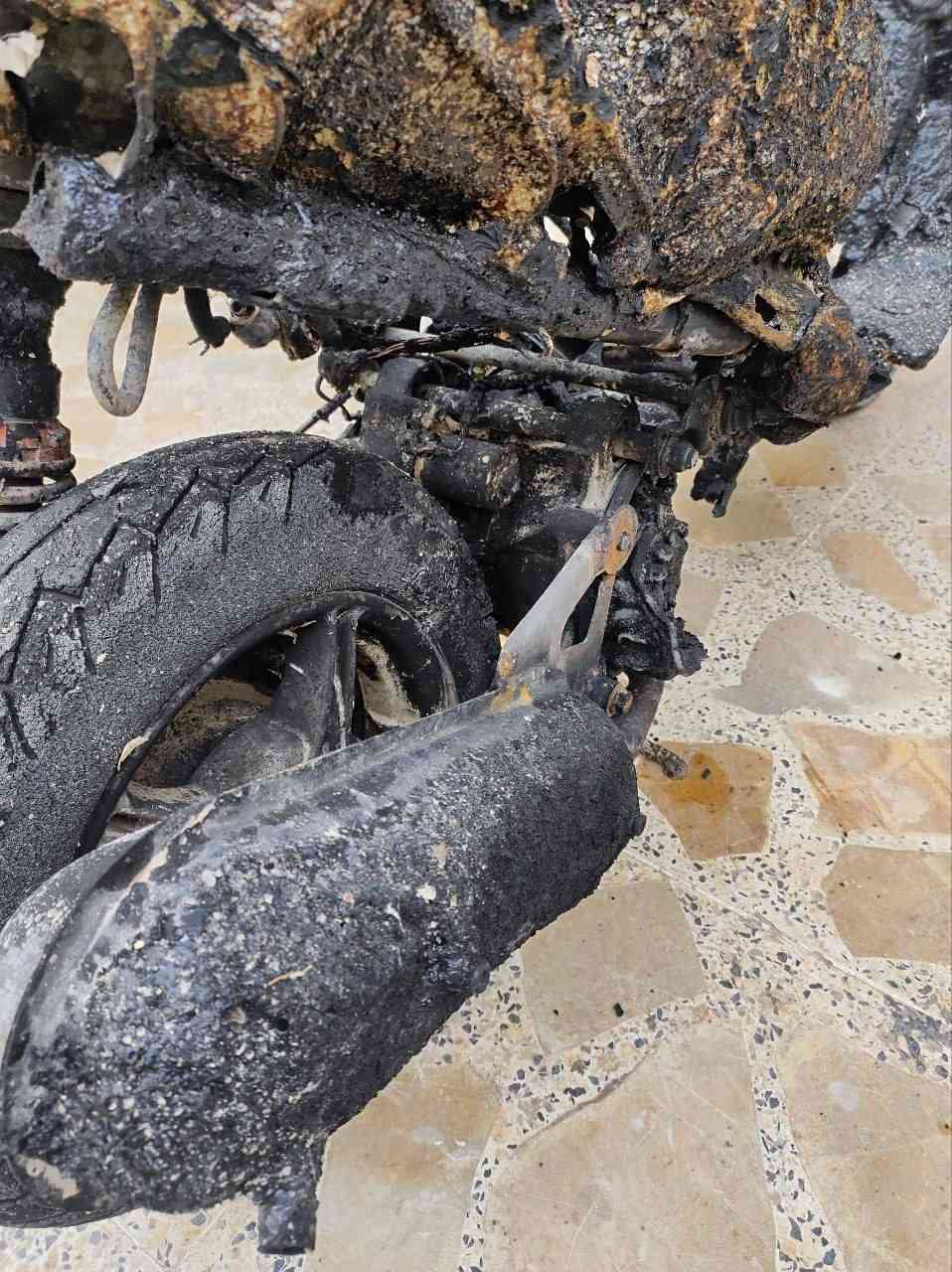 دراجه عصفوريه فحل  اوراق باسمي صار طبك وحتركت الدراجه 
ابيعها كوم حديد محرك مجفت مره وحده حدد سعرك  وبالخدمه تواصل ***********
