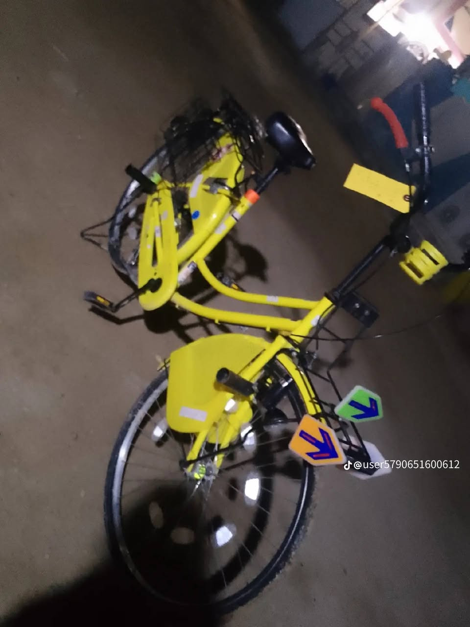 السلام عليكم
باسكل للبيع الموديل 2022 
الون ليموني الشركه BD 
الباسكل كامل 
النضافة 95\100
العنوان...  مقابيل قريه الغدير 
 السعر...  160 وبي مجال 
بدون غراض


**إذا كنت صاحب هذا الإعلان وتريد حذفه لأي سبب، رجاءا أرسل رسالة إلى الدعم الفني**