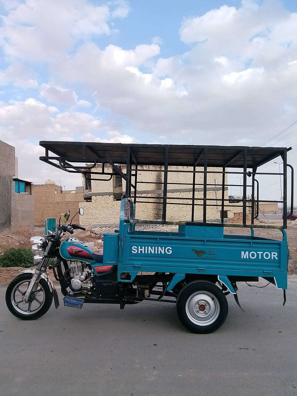 اللهم صلٔ على محمد وال محمد 📍
السلام عليكم ورحمة الله وبركاته 
شباب ستوته جمره للبيع موديل (2023)
الستوته زيرو نازله بالـ(2024)
الستوته لون مميز لون (سمائي,🩵)
الستوته بعد احلى من الصور,,,
.
.
السـعـر/(2350) وبيه مجال جدا بسيط 👍🏻 
العنوان/ بغداد/ الحسينية مال الراشدية 📍 
أي استفسار الاتصال/***********
