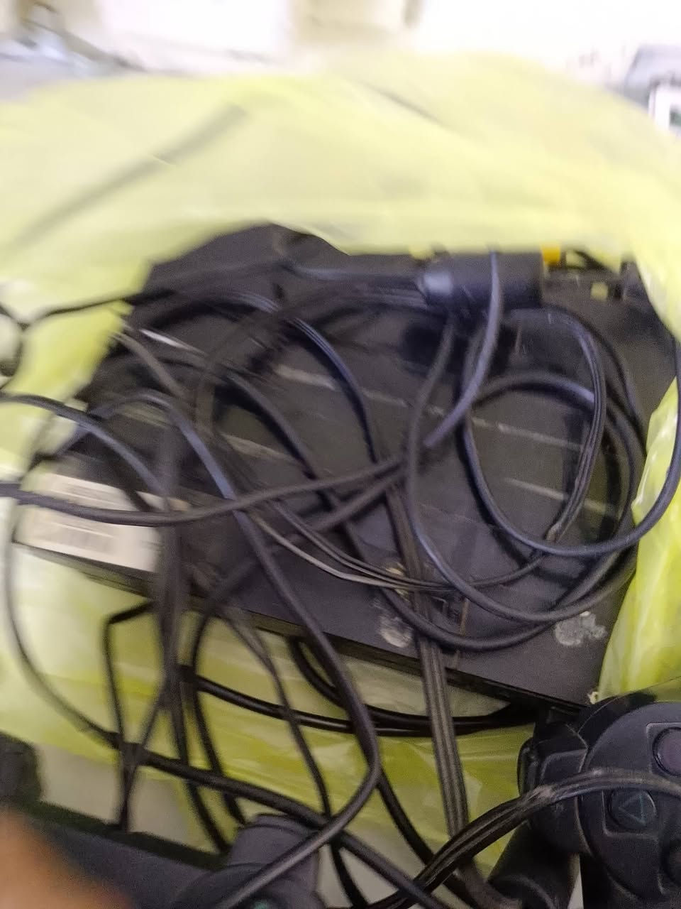 بلي ٢ نضيف يدات اثنين وهارد ٤٠ گيكا قيم واخذ بليرضه الله ***********
