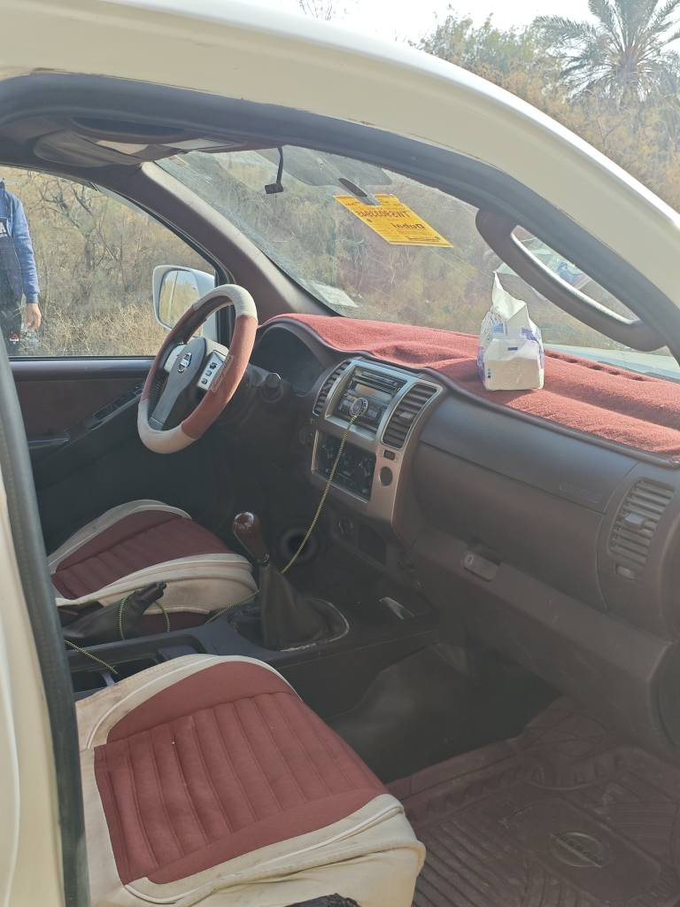 نيفار  2013 كاز   مكفوله
 
فئة LE
السياره مكفوله من الضربه والصبغ 
السياره جاهزه
محرك مكفوله  جديد هسه توني شاده 
حداده تخم تاير رقم بصره 
*********** القرنة, البصرة
