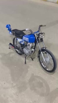 دراجة نارية • ناصرية غراف • للبيع