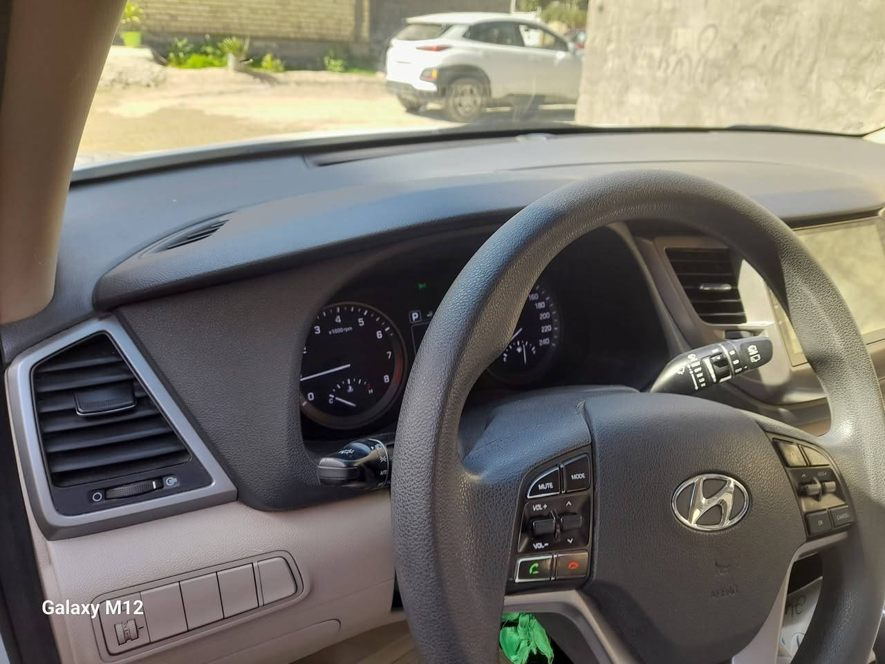 توسان للبيع ٢٠١٨ بسمي بانوراما ماشية ٨٢ هزة جديده سياره مكفوله محرك تبريد ومكفوله من صبغ والتبديل٧٨١٩٩٢٠٩٥٣ ٠
واتساب***********
