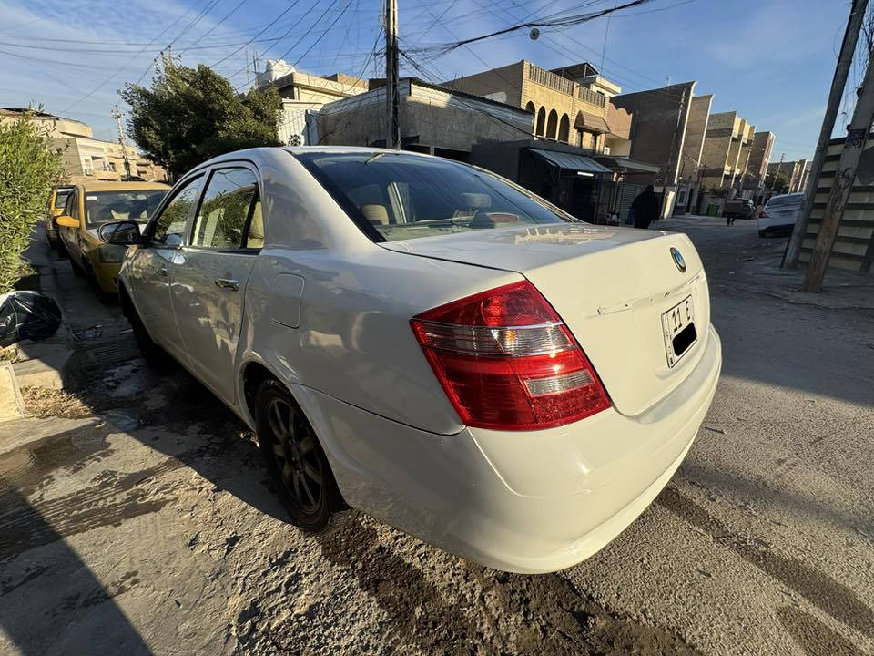 جليي موبل موديل 2013 بغداد بسمي رقم انكليزي سنوية لغاية 2030 مصفرة غرامات محورة محرك نحلة 1800 معمرة ومصبوغة كامل تبريد شغال 
العنوان الدورة 
***********
***********
