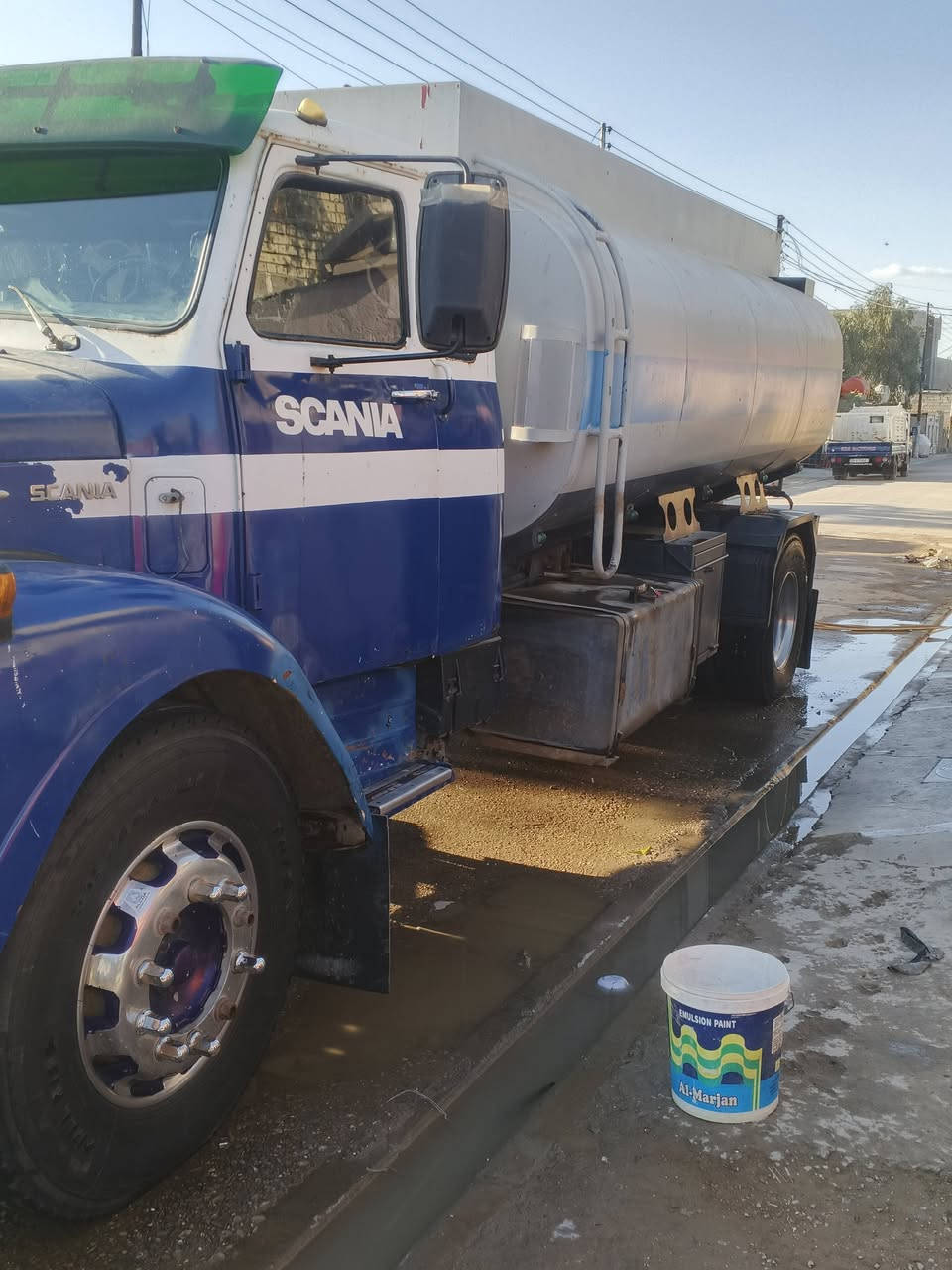 سلام عليكم سكانيا 111 موديل 80 مكينه سوبر لا صرف ولا بخار رقم بصره انكليزي ***********
