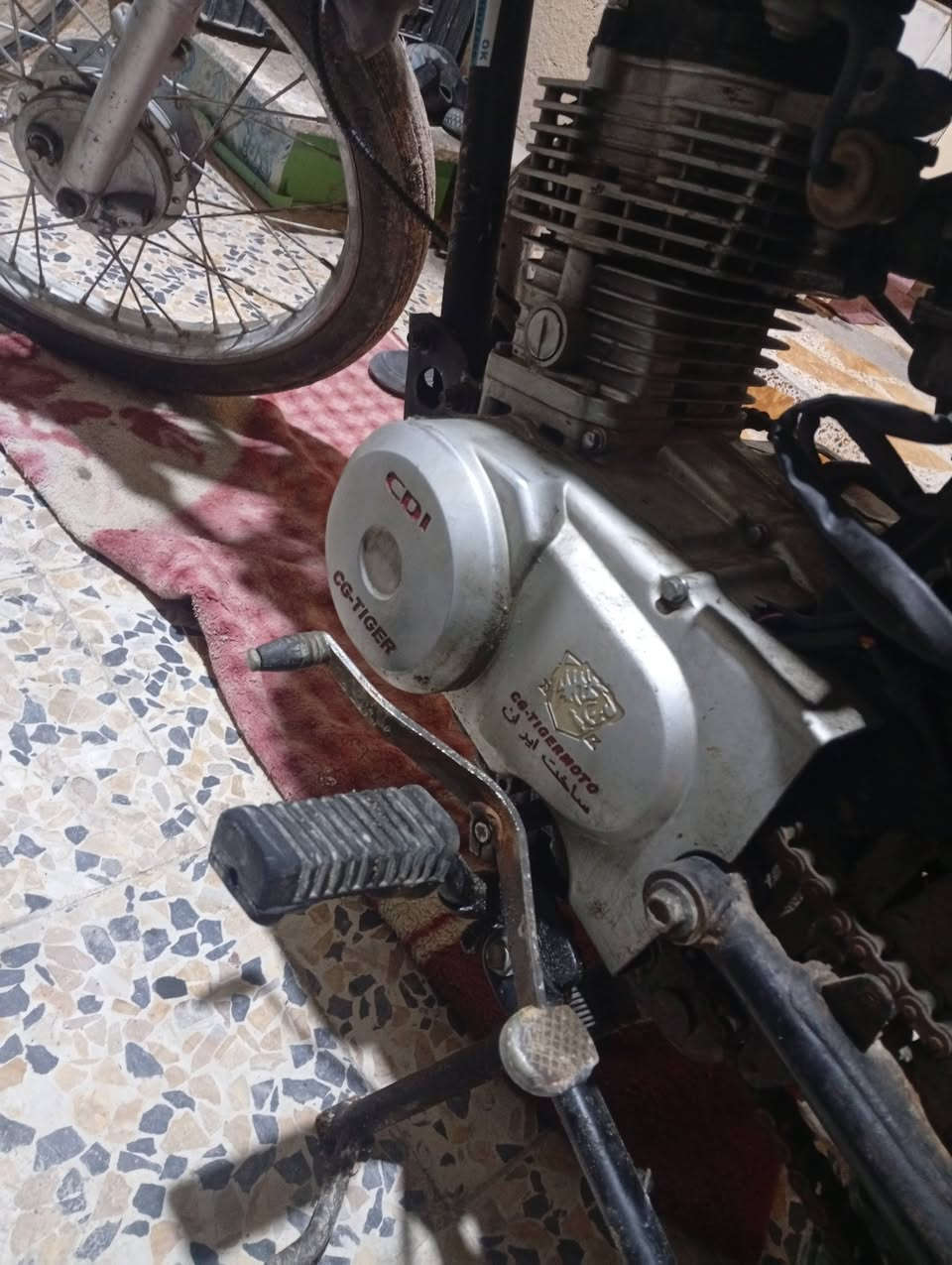 سلام عليكم دراجه البيع ادوات موديل 21اوراق ضايعه كفاله من السرقه سعر 400وبيه مجال ***********عنواني بصره ابو الخصيب بهادريه
