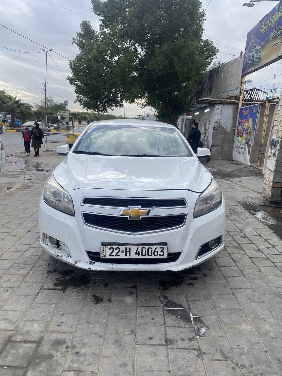 السلام عليكم ماليبو 2016 واحد عله واحد موصفات مزوعه رقم أربيل
بيه جفيه ومصبوغه عام السياره بيه نقوصات راديتر طاك والكير بي هاف  
السعر 60 مكان السياره بغداد حي البنوك للأستفسار ***********
