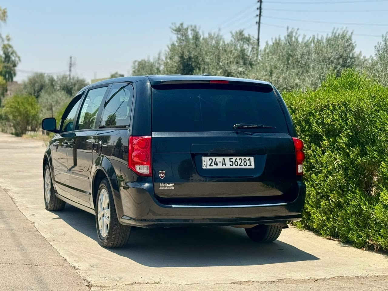 السلام عليكم
دوج كرفان 2016
السياره كلين بدون حادث
مكفوله كفاله عامه 
السياره موجوده ابغداد 
تحويل مباشر 
سنويه وهزه وفحص كوله جديد 
رقم انكليزي 
السعر 270$
***********
