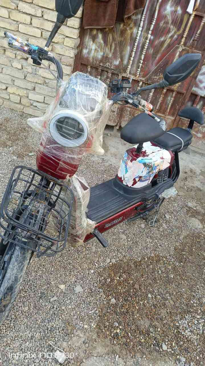 سلام عليكم دراجه شحن البيع دراجه نضيفه ما ناقصه شي سعره 300 وبيه مجال ***********هذا رقمي

