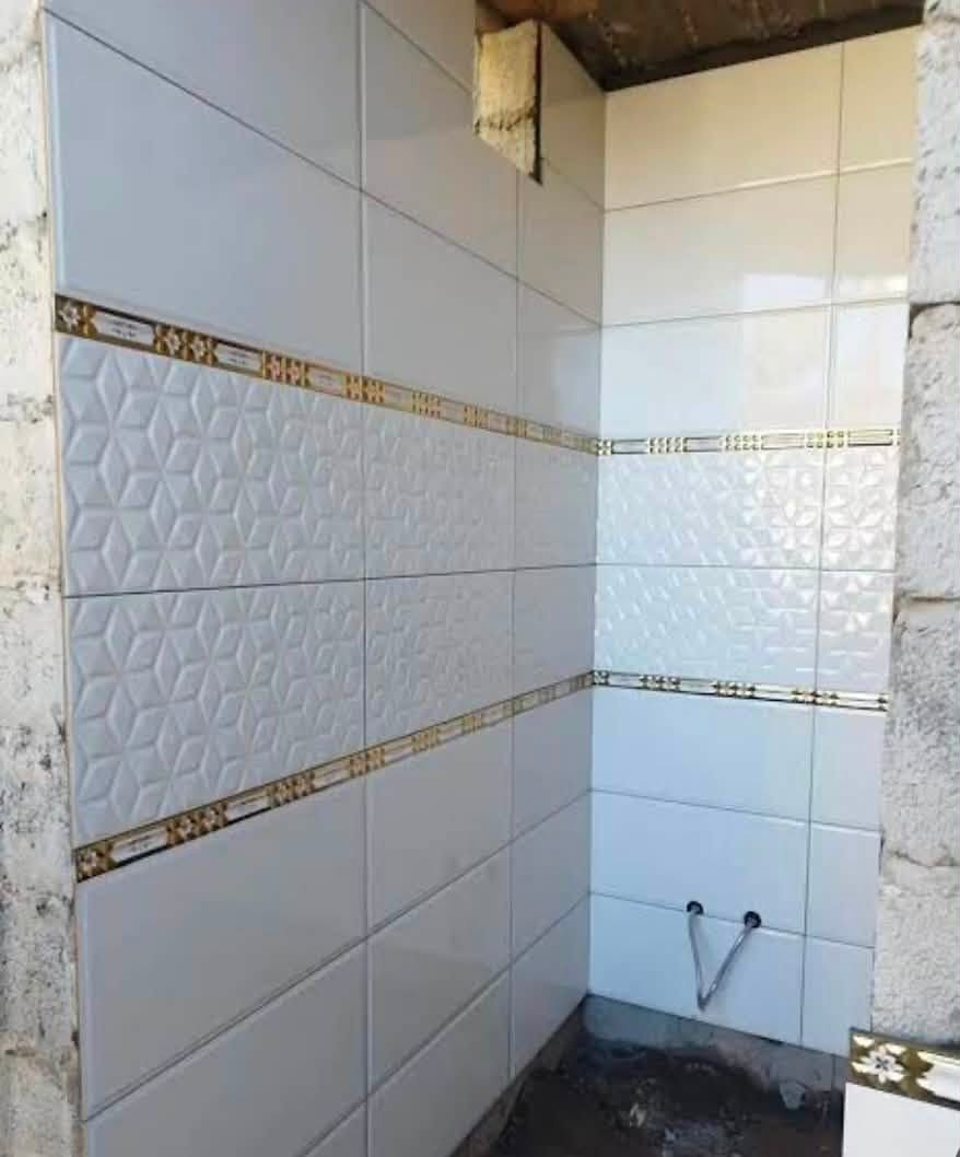 خلفه سيراميك درجه اولى
مرمر كاشي بورسلين ألواح 
درج شغل ليزر درجه اولى التزام بل العمل 

‭***********‬
