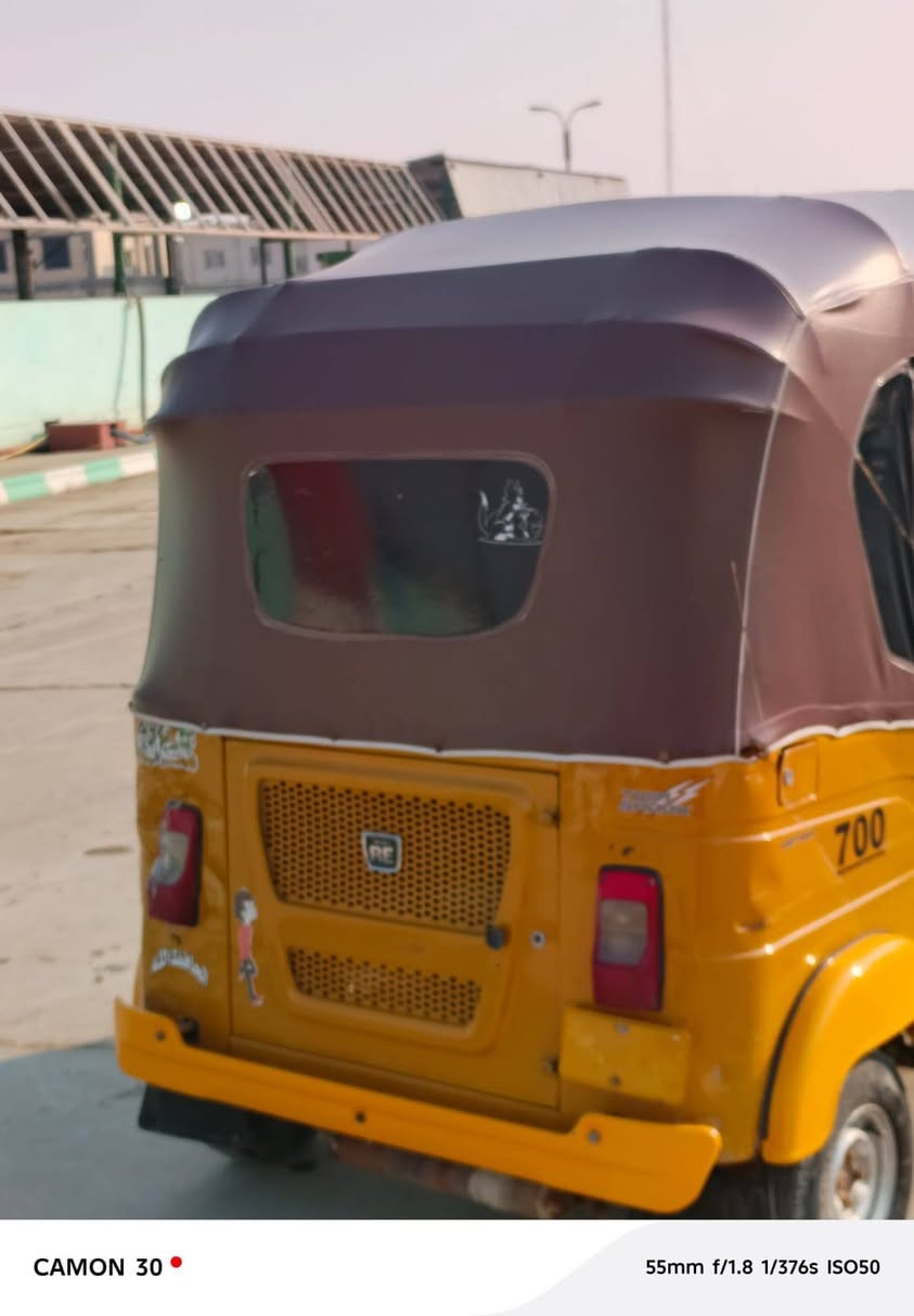 السلام عليكم تكتك للبيع موديل ٢١اوراق خالد وصادق المكان بابل القاسم السعر ٥٩٠٠ الستفسر***********
