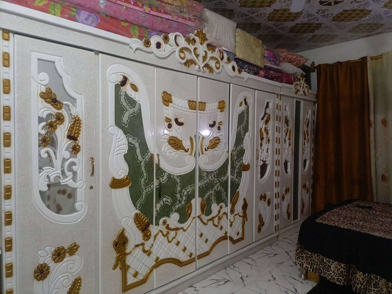 خشب صاج نجارة عراقية مستخدم 4اشهر
طبعن معه ثلاجه مكاني شطره ***********
