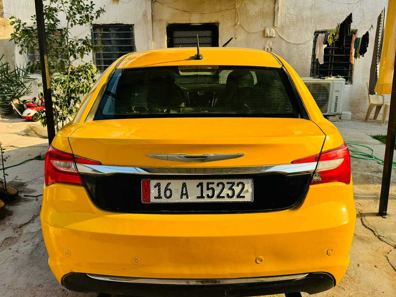 كلايسلر موديل ١٢ . محرك ٣٦٠٠.رقم انكليزي بأسمي السعر ٦٥ ورقة ..***********
