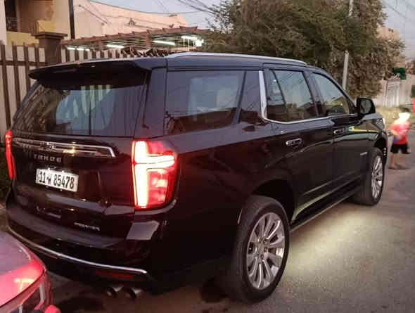 السلام عليكم 
تاهو ٢٠٢٢ بريميرا خليجي كفالة . 
فول ١/١ جكات دشبول الكتروني .
بانوراما مقاعد جلد اصلي .
جميع المقاعد امامي خلفي كهرباء .
مقاعد تدفئة تبريد .
ستيرن تدفئة تبريد حساسات أمامي خلفي .
كشن السائق هزاز شاشة العدادات دجيتل .
كاميرات ٣٦٠ درجة .
رادارات أمامية و خلفية و جانبية .
نقاط عمياء تشغيل عن بعد .
مانع تصادم تلقائي .
ثلاثة شاشات .
صندوق كهرباء.
خمس بصمات شاحن لاسلكي .
دوسات كهربائية .
جكات .
ثلاجة .
علامة شوفرليت اسود مضيئة .
وباقي مواصفات البريميرا المعروفة .
بارد على كد ثلاثة اصابع في الجاملغ الخلفي .
السعر 530 .
للاستفسار ***********
