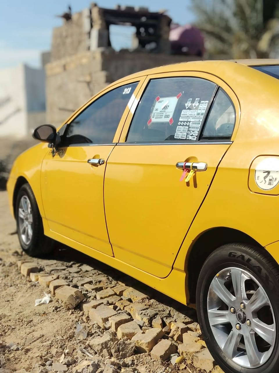 سلام عليكم ليفان 620 لبيع مديل 11 سنويه ال 30 رقم انكليزي بسمي محرك كوراله 1600 ياباني كير عادي سياره حداديه ماميه خلفيه تخم تاير جديد غرف جديده مدوشمه كامله سياره  لايت زنون كرهبائيات كله شغاله  السعر خاص مكاني دوانيه سنيه ***********
