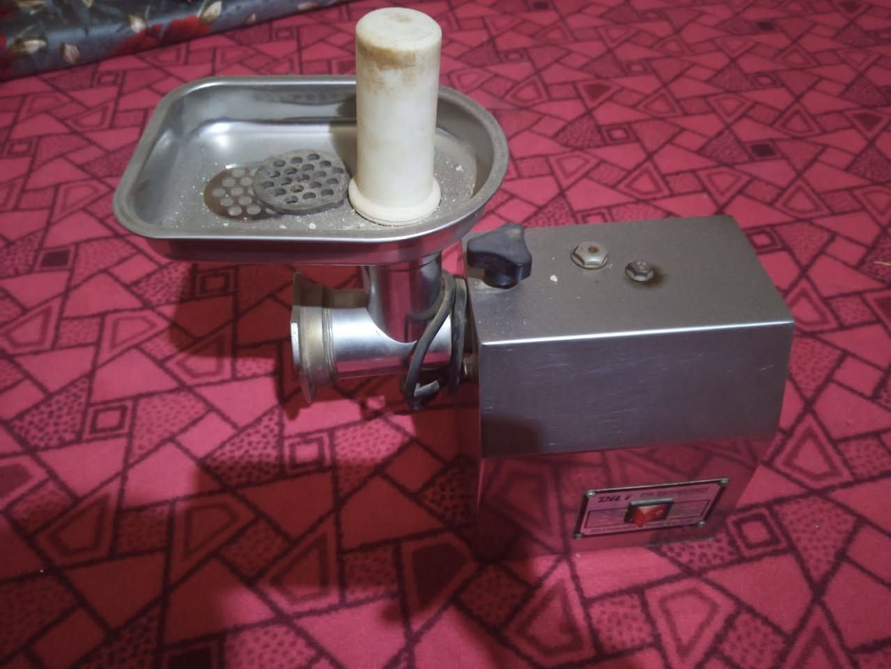 ياالله ياالله مكينت ثرم مثل ماوضحه بل صوره البيع السعر خاص


**إذا كنت صاحب هذا الإعلان وتريد حذفه لأي سبب، رجاءا أرسل رسالة إلى الدعم الفني**