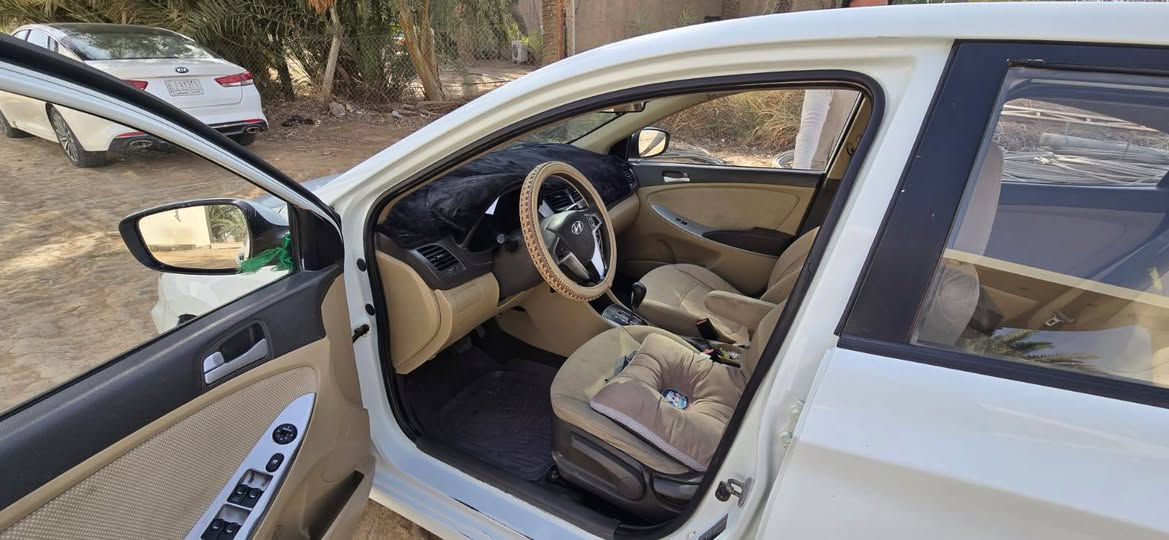 للبيع اكسنت موديل 2013 سياره جاهزه كير ومكينه عل شرط تخم تاير جديد حداديه كله جديد الاستفسار اكثر *********** مكاني ديوانية السعر 98 اوبيه مجال
