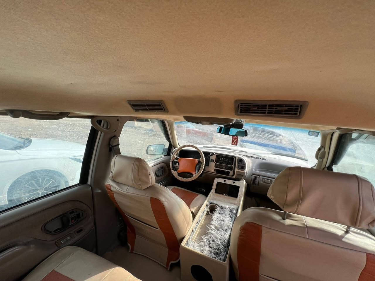 السلام عليكم 
تاهو موديل ١٩٩٧ 🇺🇸
رقم بغداد انكليزي سنويه جديد تشتري من الشرعي 🚦
محرك كير شرط مبدلت مال ٢٠٠٧ 🛑
منضومه غاز بيها جديد ⛽
سيارة جاهز عل شغل 💯
السعر ٧٠ وبيها مجال، 💵
قفل ماكو بالتلفون تعال شوف واقتنع
العنوان :- الموصل
للاتصال على هذا الرقم ‭٠٧٨٣ ٤٣٨ ١٢٧٩‬
