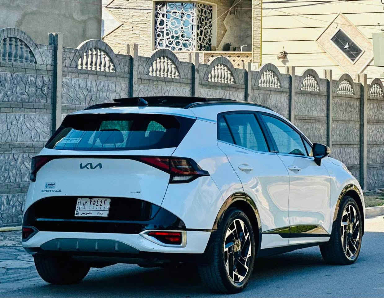 سبورتج جيتي لاين 2023 كفاله من الصبغ 
1. محرك 2000 دوش 
2. ماشيه 48 الف كم
3. فتحة سقف بانوراما
4. ستيرن D
5. شاشه متصله برستيج
6. اوتو هولد 
7. اوتو ستوب 
8. رادار امامي 
9. رادار خلفي 
10. نقطه عمياء
11. نزول منحدرات 
12. حساسات امامي خلفي 
13. بصمة تشغيل 
14. تشغيل عن بعد 
15. هيتر كشن 
16. هيتر ستيرن
17. شحن واير لس 
18. منافذ شحن عدد 5
19. صندوق كهرباء
20. كشن جلد وكنتارا حضن 
21. فول تحكم ستيرن
22. العنوان بغداد السيديه ***********
23. السعر 228 ورقه قابل للتفاوض بغداد, العراق
