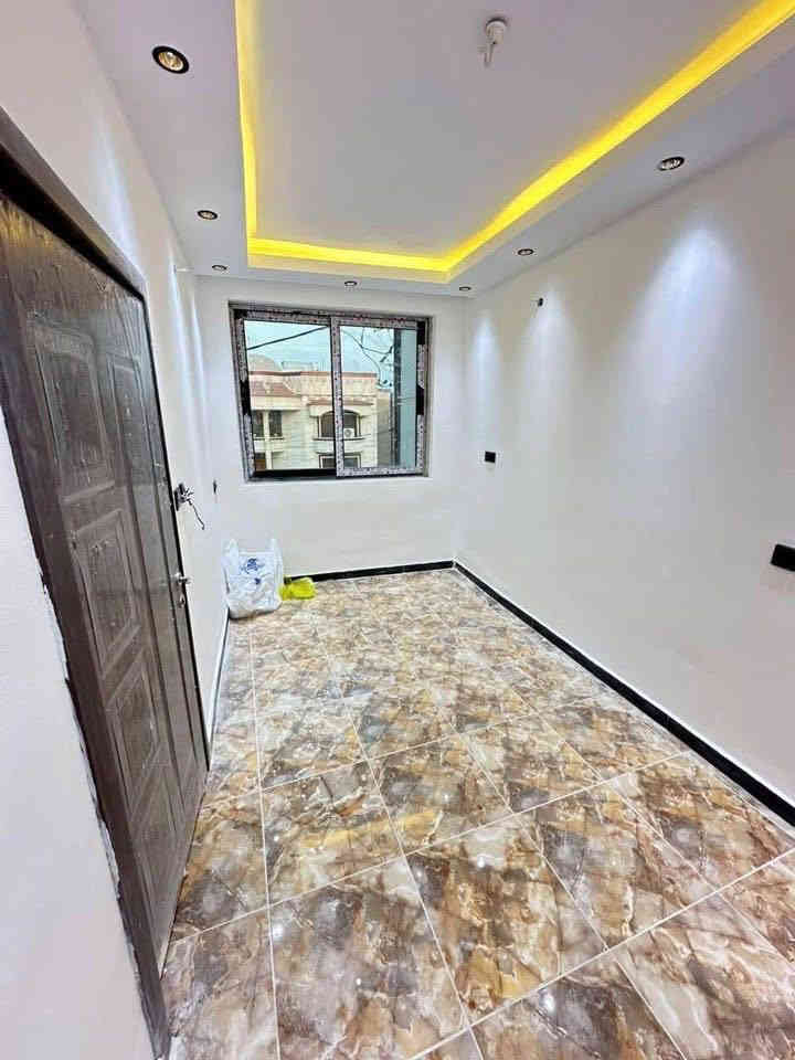 دار  للبيع او المراس في منطقه السيديه مساحه ٥٠ متر ركن واجه ٧ وربع مربع التصنيع عرض الشارع ٢٠ متر سعر جدا مناسب مناسب من مناسب مناسب مناسب مناسب مناسب مناسب بيع مستعجل بيع مستعجل بيع مستعجل بيع مستعجل بيع مستعجل الأتصال ***********
